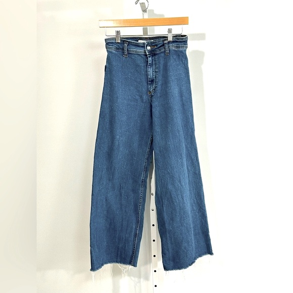Zara Wide Leg Raw Hem Jeans Women’s 26x28 High Rise Blue Denim Cropped - Picture 1 of 6